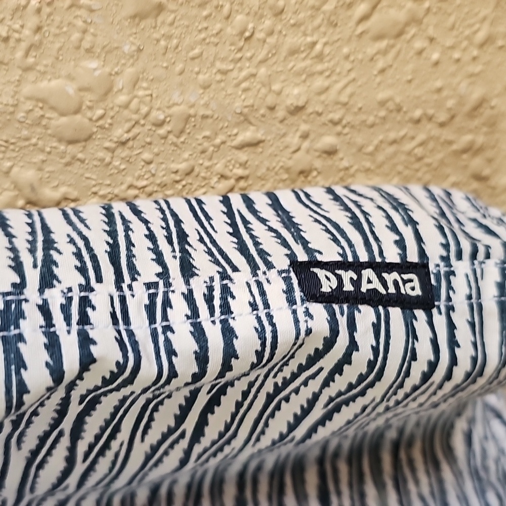 Prana Short Sleeve Casual Button-Down Shirt. - Picture 3 of 5